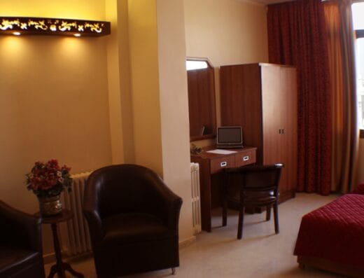Boustan Hotel