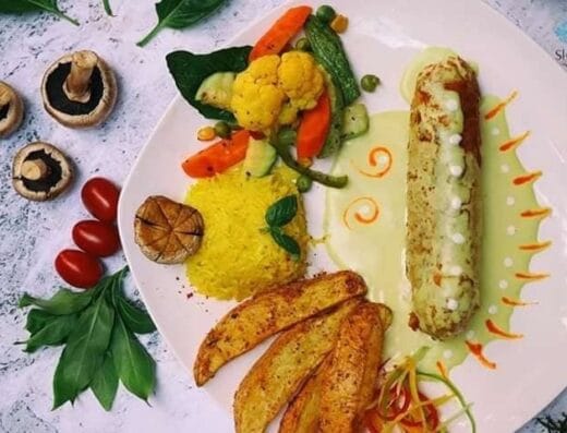 Shades Of Damas Cafe & Restaurant