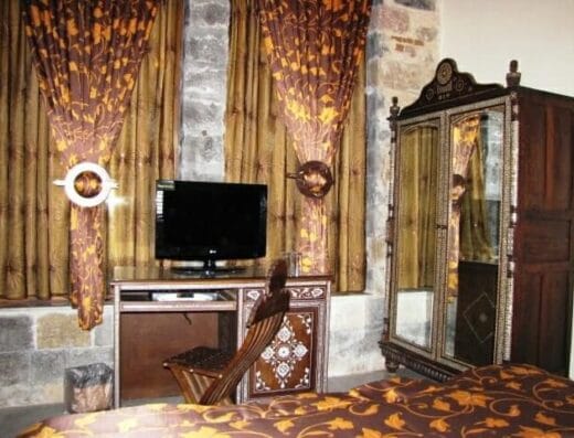 Shahrayar Hotel